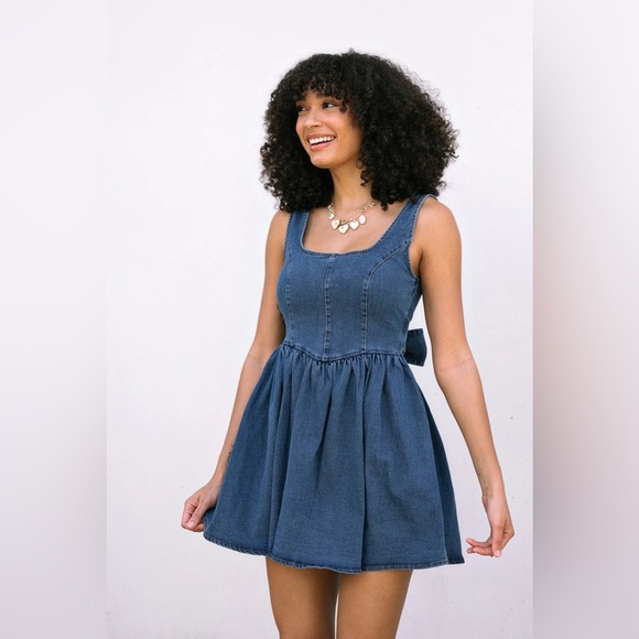 Klesis Dresses & Skirts - Klesis Boutique Brand Marissa Denim Mini Dress Bow Tie Back V Neckline NWT